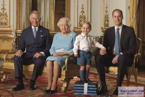 Prince George poses for his very first postage stamp (photo)